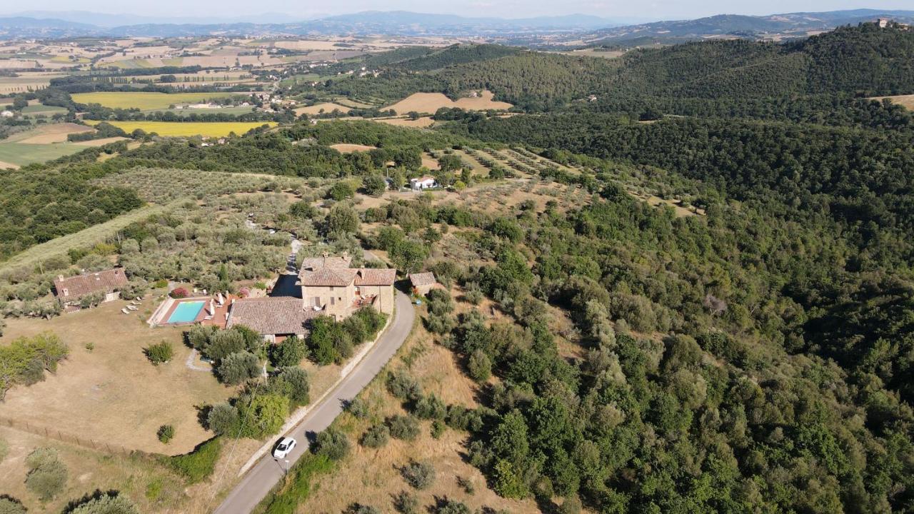 Cibottola Podere Schioppello Casale Con Appartamenti Privati المظهر الخارجي الصورة