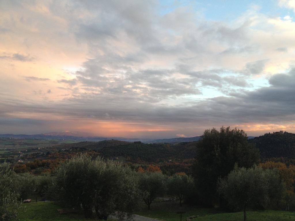 Cibottola Podere Schioppello Casale Con Appartamenti Privati المظهر الخارجي الصورة