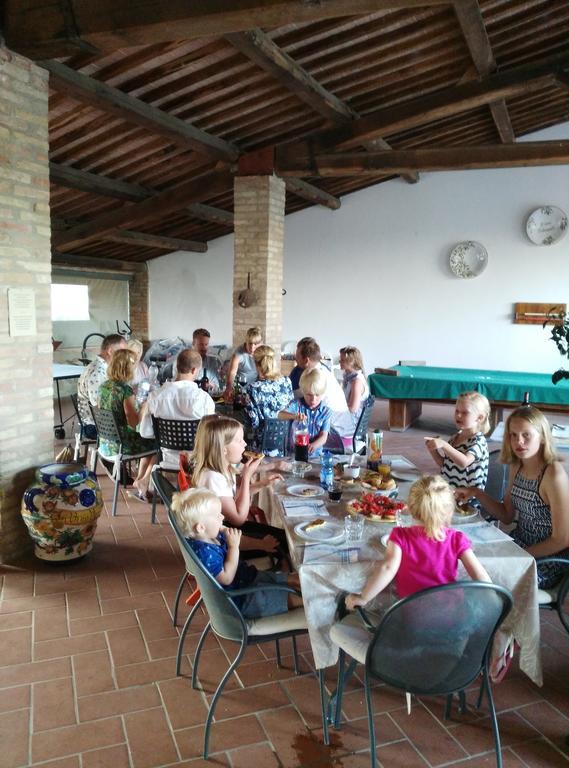 Cibottola Podere Schioppello Casale Con Appartamenti Privati المظهر الخارجي الصورة