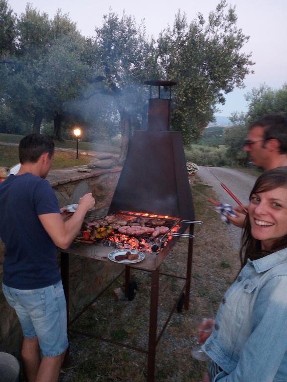 Cibottola Podere Schioppello Casale Con Appartamenti Privati المظهر الخارجي الصورة