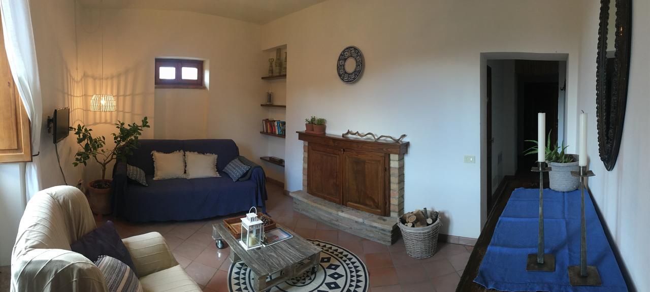 Cibottola Podere Schioppello Casale Con Appartamenti Privati المظهر الخارجي الصورة